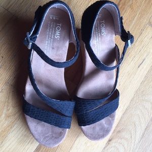 Toms black heels